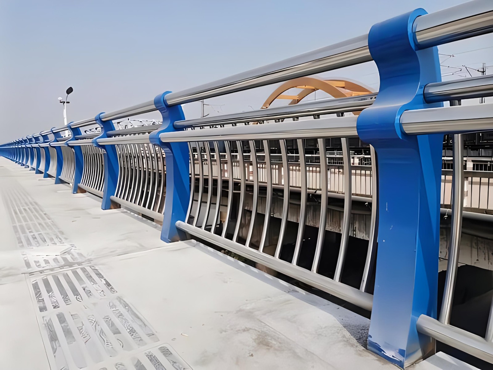 七台河不锈钢复合管护栏制造工艺要求及其重要性